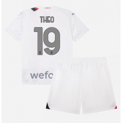 AC Milan Theo Hernandez #19 Auswärtstrikot Kinder 2023-24 Kurzarm (+ kurze hosen)