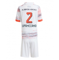 Bayern Munich Dayot Upamecano #2 Auswärtstrikot Kinder 2025-26 Kurzarm (+ kurze hosen)