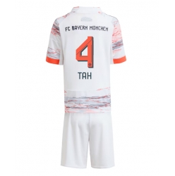 Bayern Munich Jonathan Tah #4 Auswärtstrikot Kinder 2025-26 Kurzarm (+ kurze hosen)