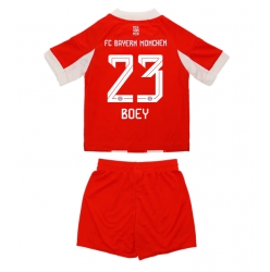 Bayern Munich Sacha Boey #23 Heimtrikot Kinder 2025-26 Kurzarm (+ kurze hosen)