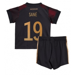 Deutschland Leroy Sane #19 Auswärtstrikot Kinder WM 2022 Kurzarm (+ kurze hosen)
